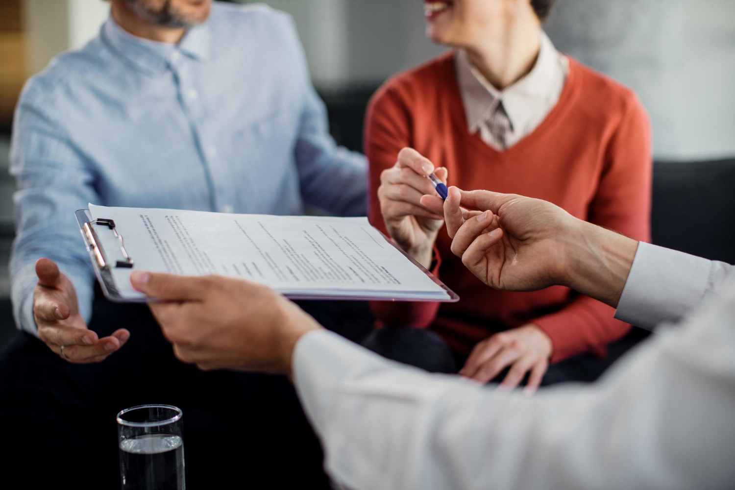can a landlord require renters insurance